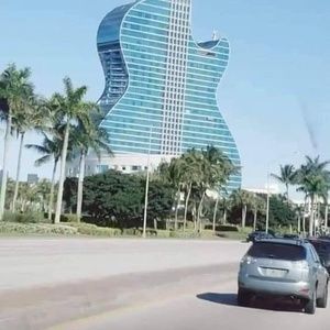 Meet your Posher, Juan